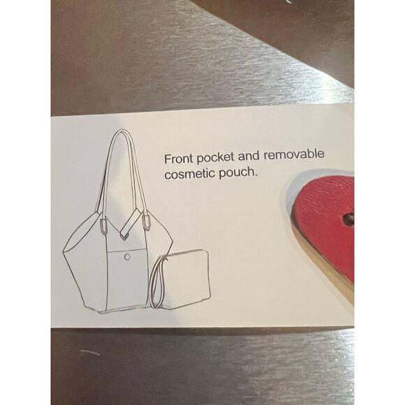 Winston Unique-shaped tote front pocket & removable cosmetic pouch Red NWT - Picture 12 of 15